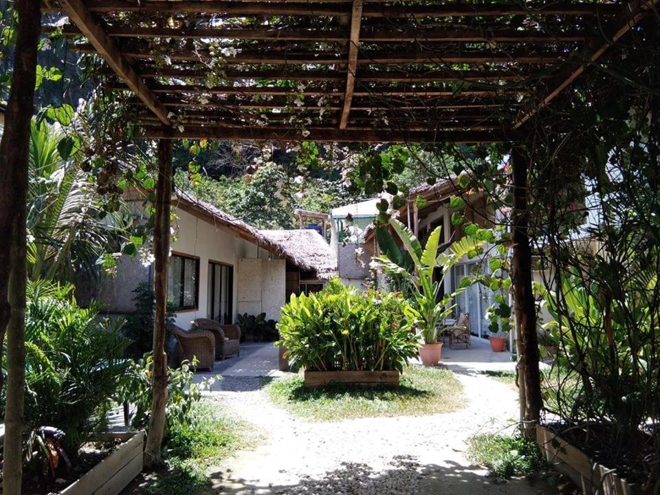 Garden Loft 90Sqm In The Heart Of El Nido- 2 Bedrooms Exteriér fotografie